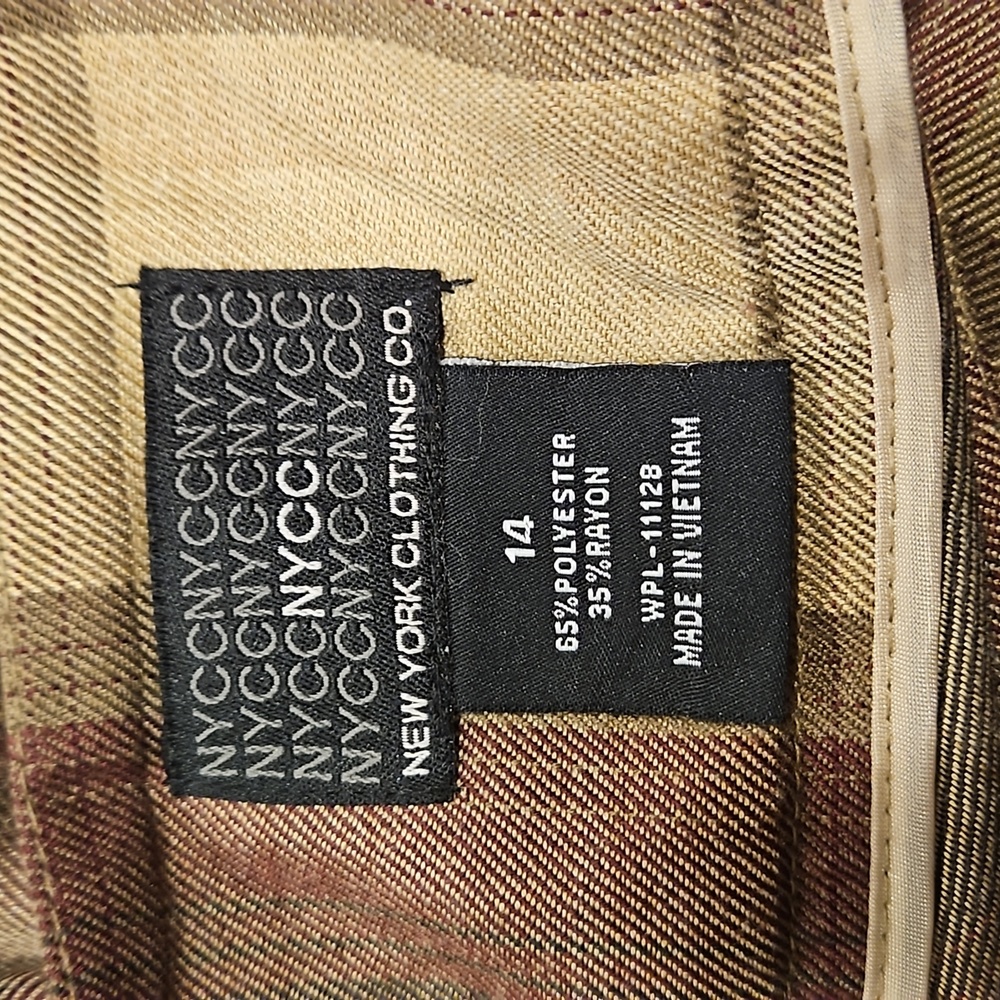 New York Clothing Company Plaid Skirt - Picture 3 of 3